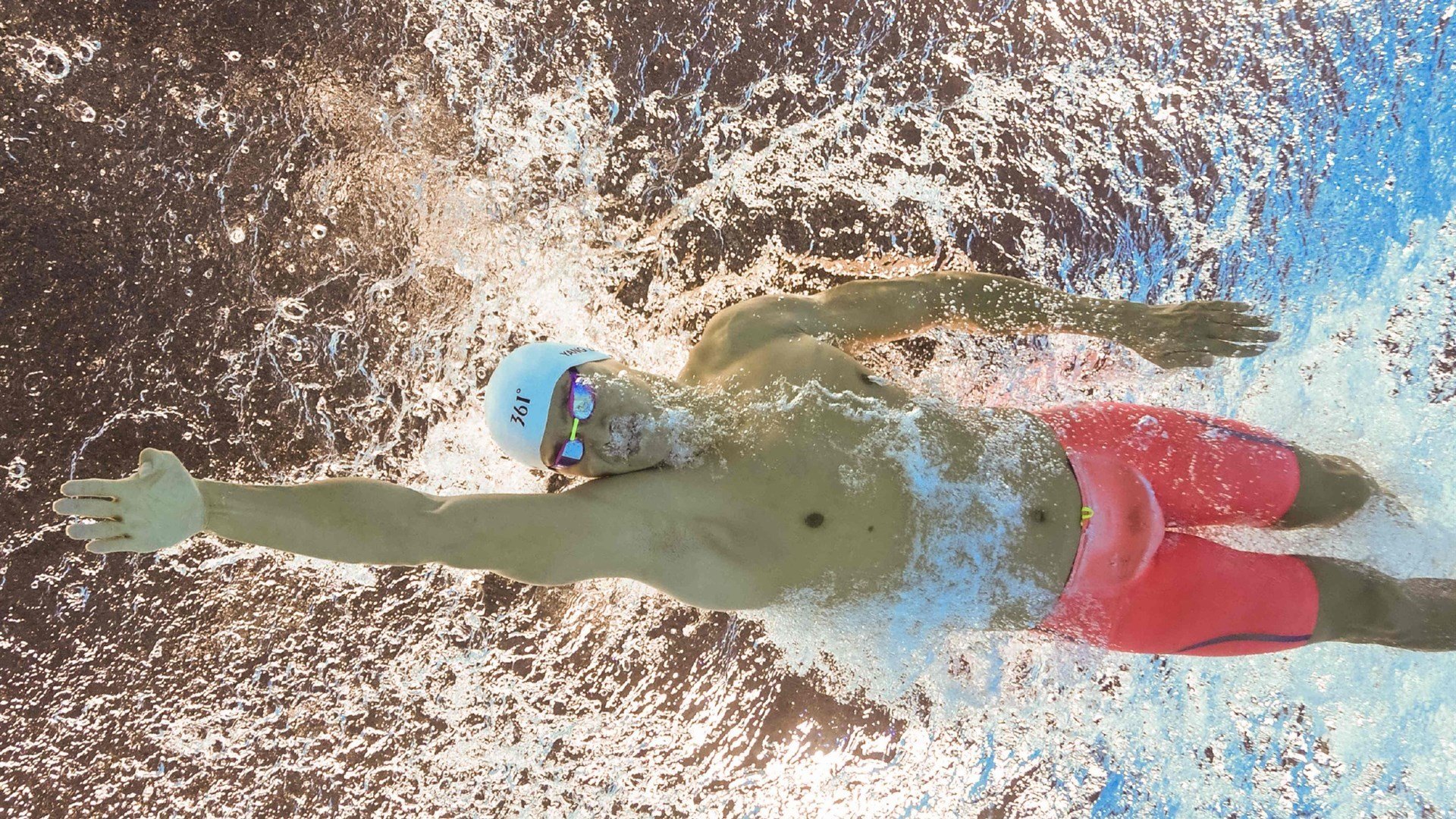 匈牙利队为胜利努力拼搏,誓死捍卫,匈牙利队虽败犹荣